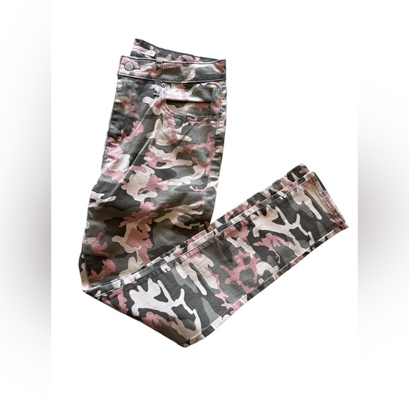 Levi's Denim - Levi’s 721 High-rise camo skinny jeans 720  high rise skinny pants jeans